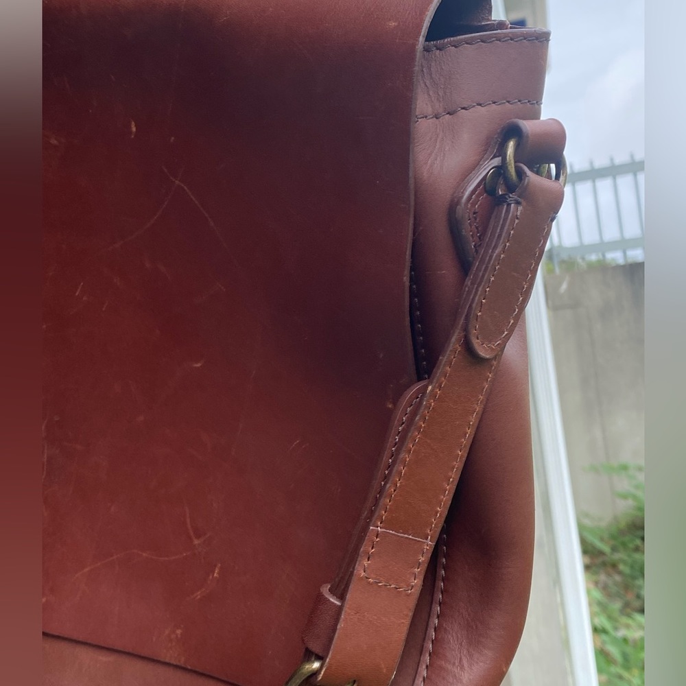 L.L. Bean Rich Brown Leather Messenger Bag - Picture 14 of 15